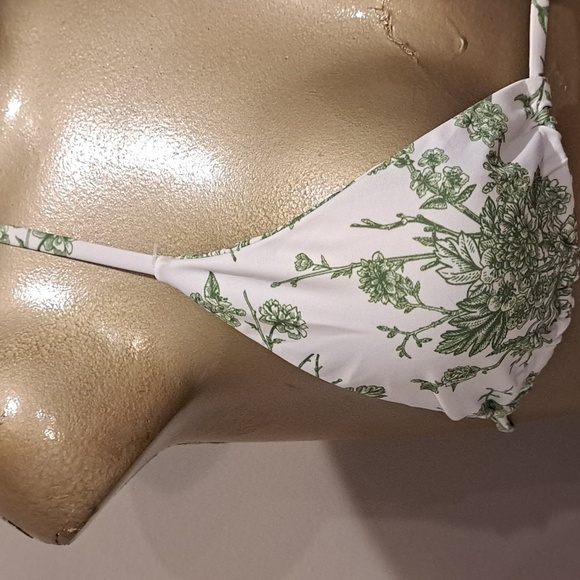 Berlook Green & White Floral Print String Bikini Recycled Material - Picture 5 of 8